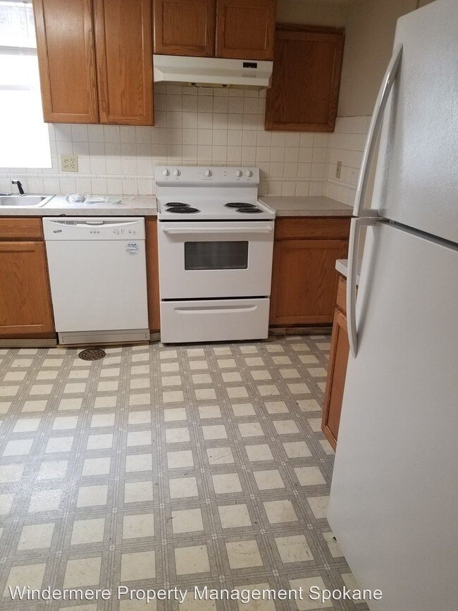 Building Photo - 1 br, 1 bath Apartment - 2018-2020 N Howard
