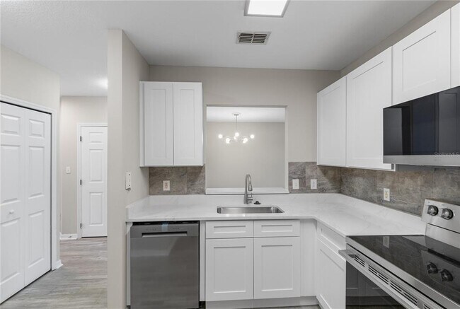 Building Photo - 522 Villa Del Sol Cir