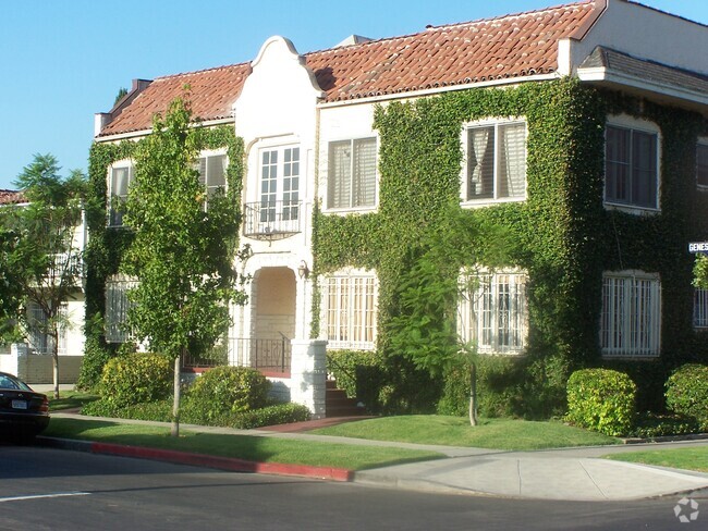 Building Photo - 367 N Genesee Ave