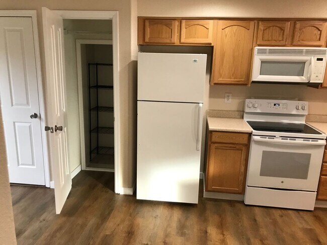 Building Photo - TFT2235