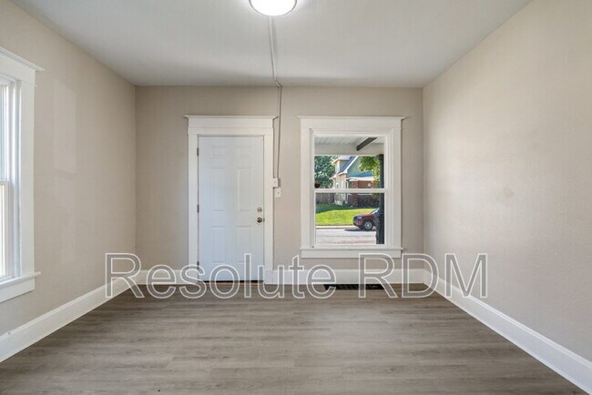 Building Photo - 1314 N Dearborn St