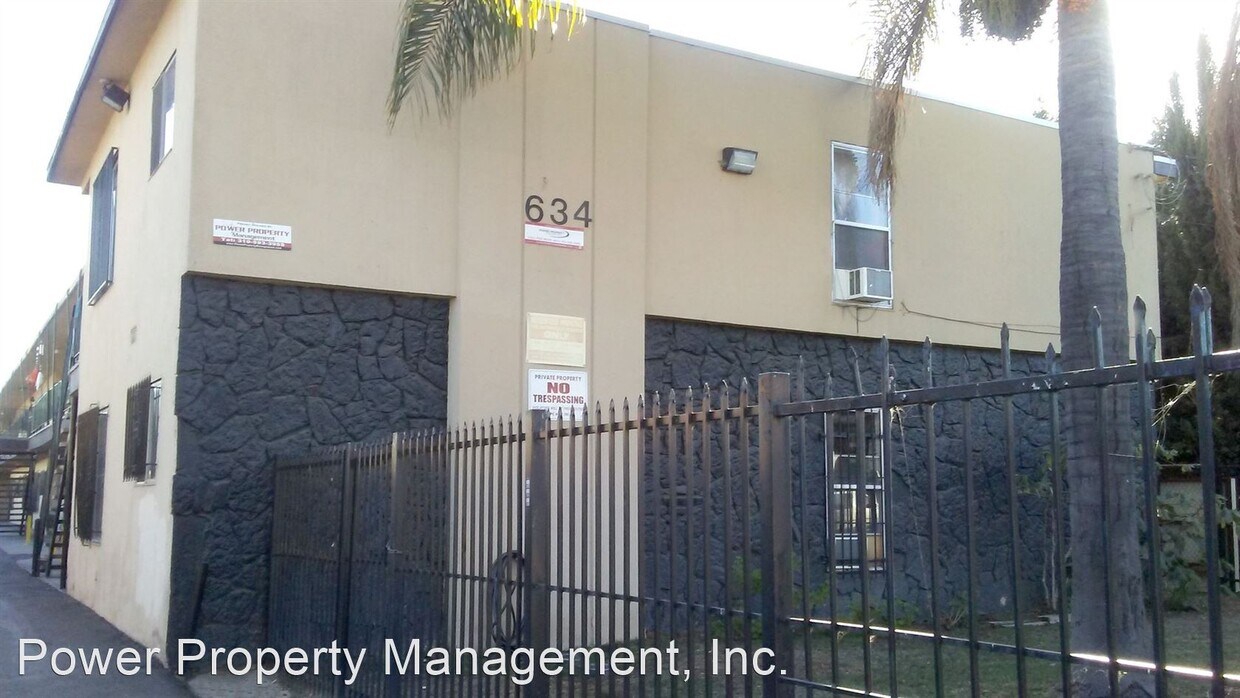 Primary Photo - 634 W 92nd St
