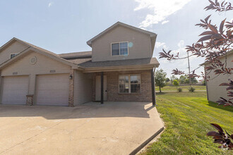 Building Photo - 4016 Snowy Owl Dr