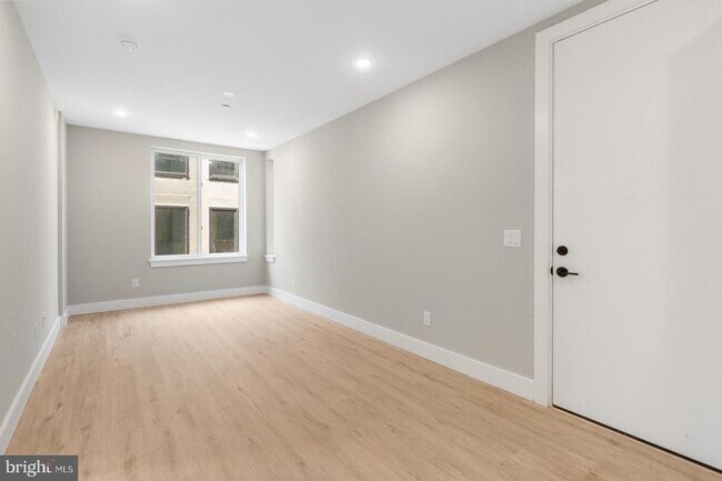 Foto del edificio - 1144 Frankford Ave