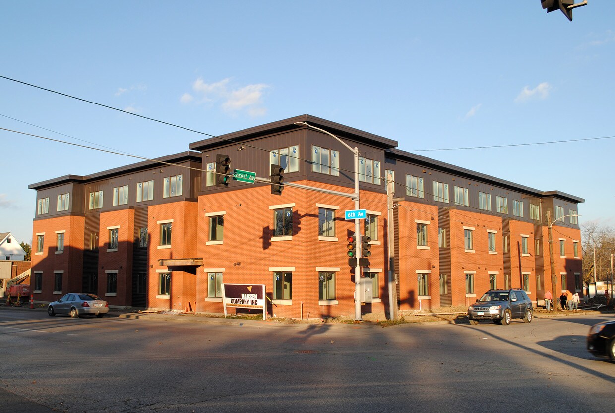 Foto principal - 513 Forest Ave