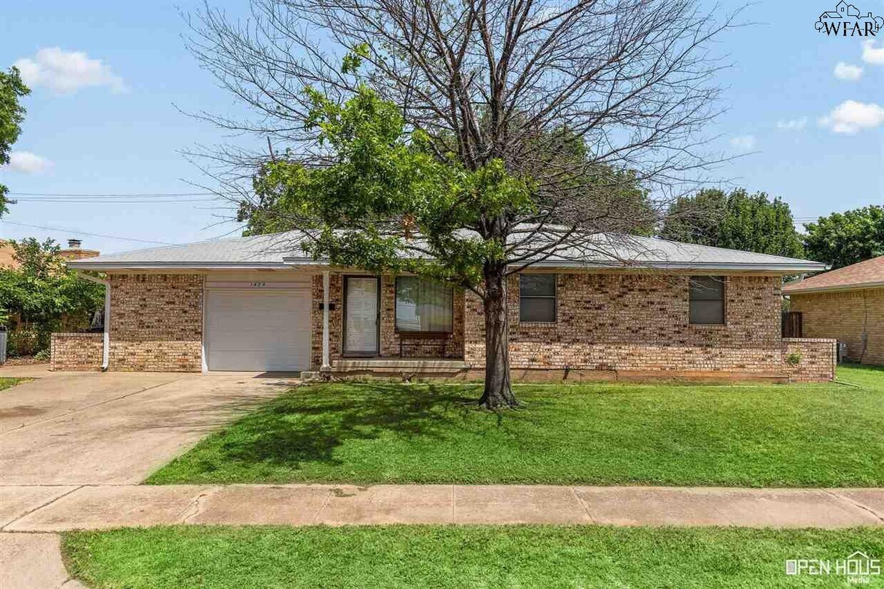 Foto principal - 1424 Christine Rd