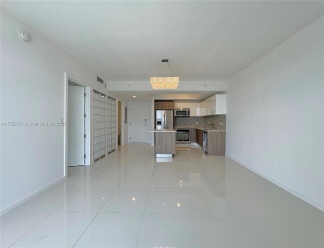 Building Photo - 5300 Paseo Blvd
