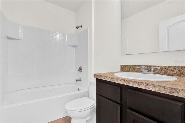 Foto del edificio - 432 Arbor Lakes Dr