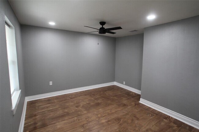 Foto del edificio - 1220 Reese St