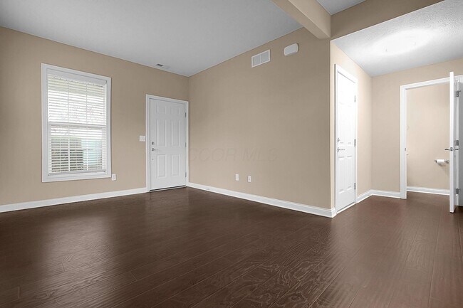 Foto del edificio - 5527 Albany Terrace Way
