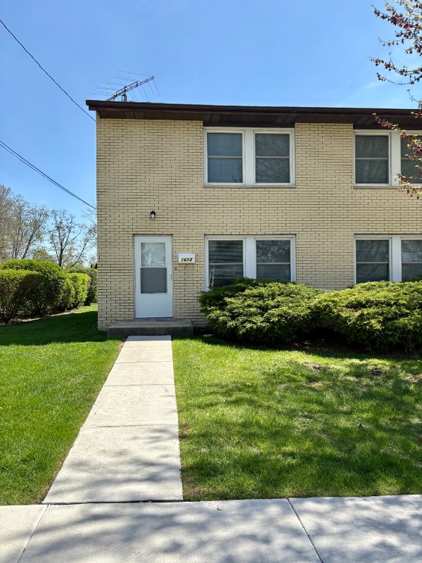 Building Photo - 1612 S Madison St