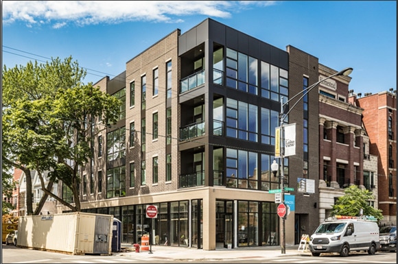 Building Photo - 3334 N Southport Ave