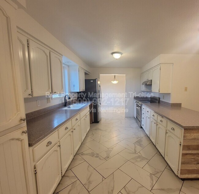 Foto del edificio - 3704 S Vancouver St