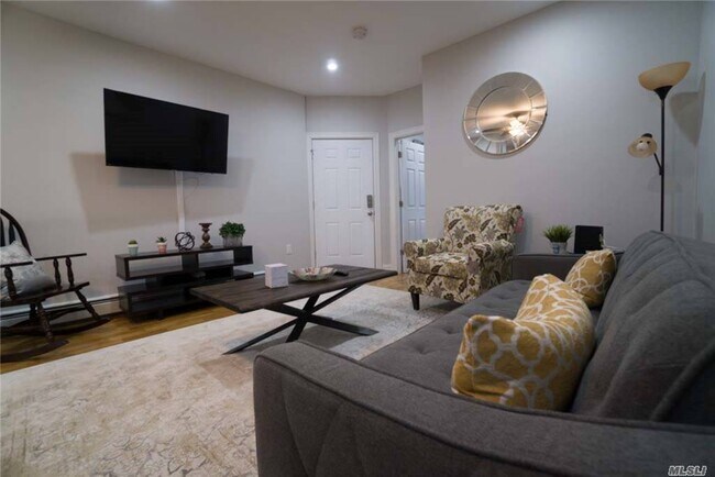 Foto del edificio - 718 E 134th St