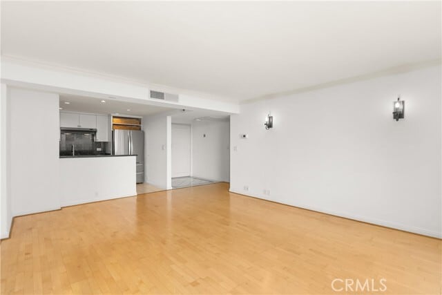 Building Photo - 10535 Wilshire Blvd