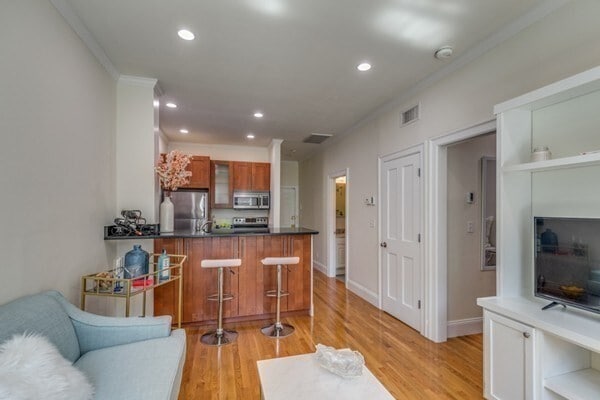 Foto del edificio - 15 Garrison St