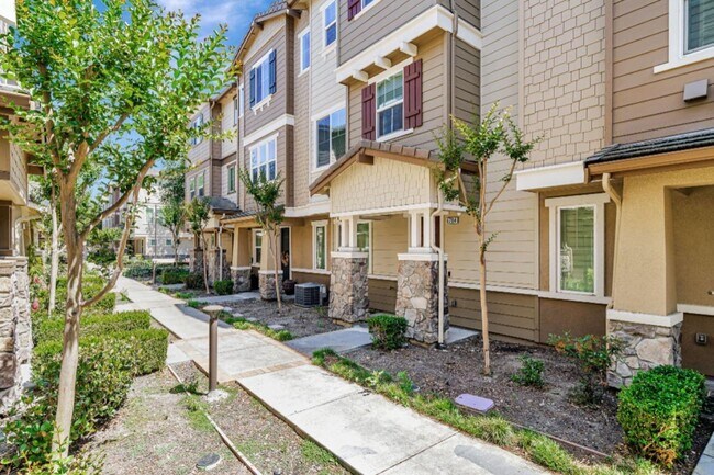 Foto del edificio - 6704 S Mariposa Ln