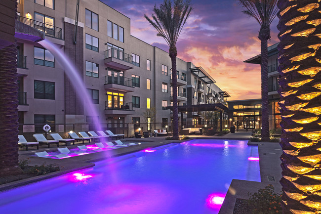 Piscina con estilo de centro turístico - Moderne Apartments