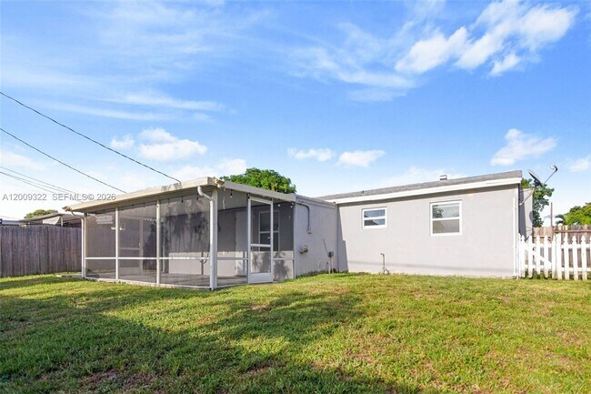 Foto del edificio - 1481 SW 49th Ave