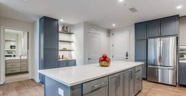 Foto del edificio - 3 bedroom in Dallas TX 75201