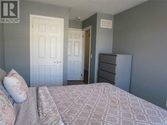 Photo du bâtiment - 434 Athabasca Cmn