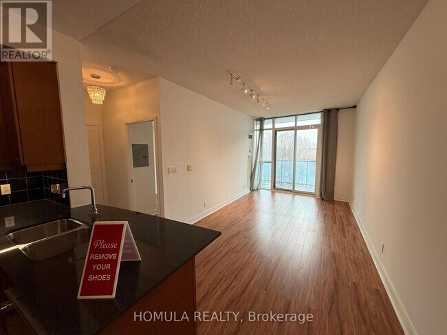 Building Photo - 90 Absolute Ave