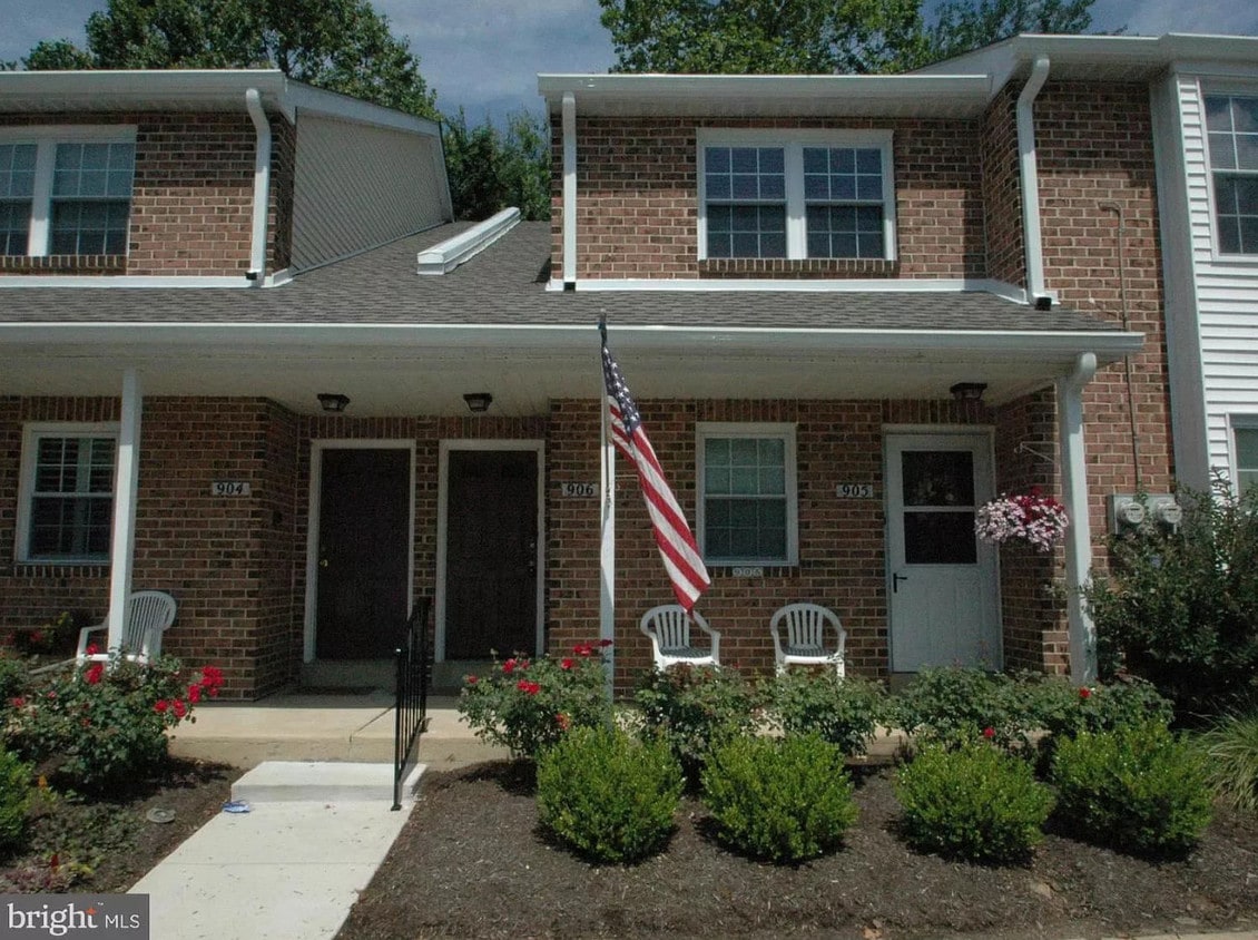 906 Valley Glen Rd Unit 2, Elkins Park, PA 19027 Condo for Rent in