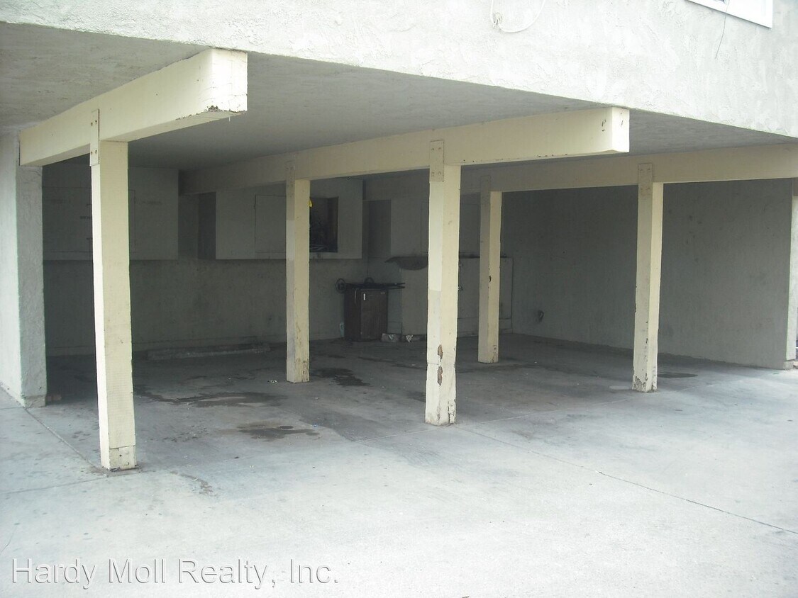 Building Photo - 2 br, 1 bath House - 2520 C EL DORADO AVE MOM