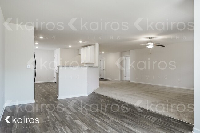 Foto del edificio - 67 W Luminous Way