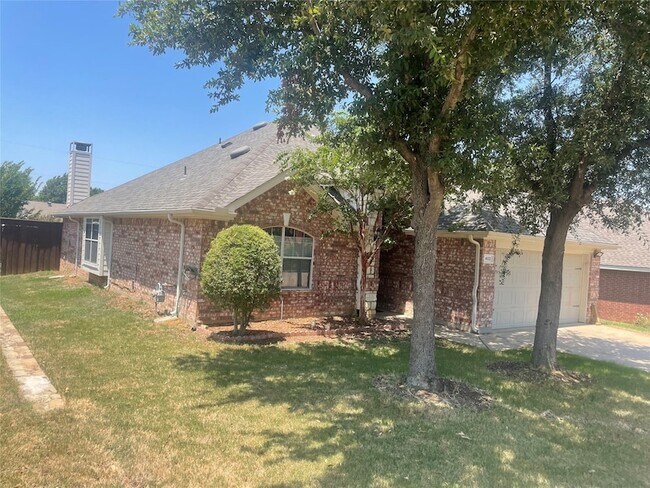 Foto del edificio - 402 Calvary Dr