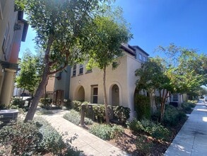 Building Photo - 12446 Canal Dr