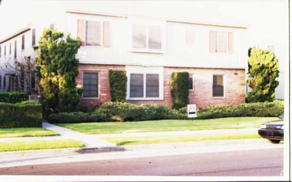 Primary Photo - 1045 E Carson St