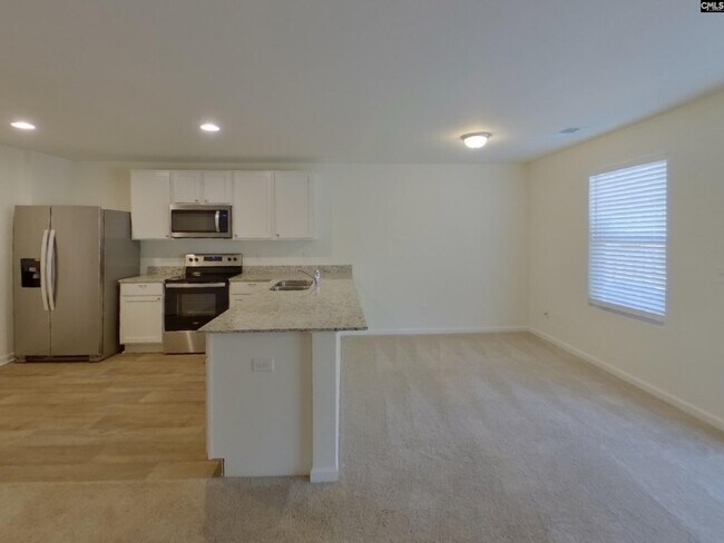 Building Photo - 1073 Crescent Moon Lp