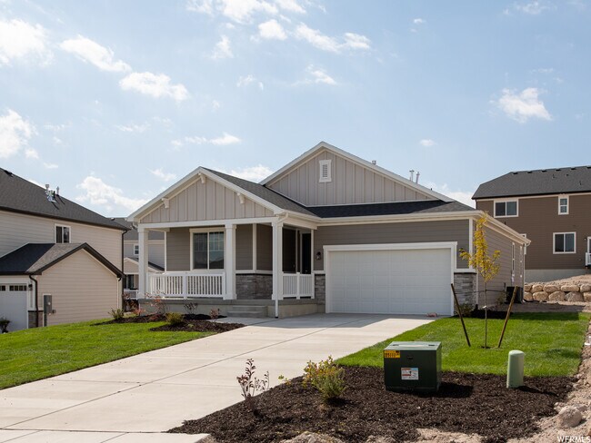 Building Photo - 2103 Wallflower Dr