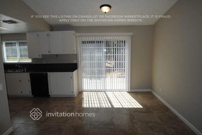 Building Photo - 7500 Verdugo Way