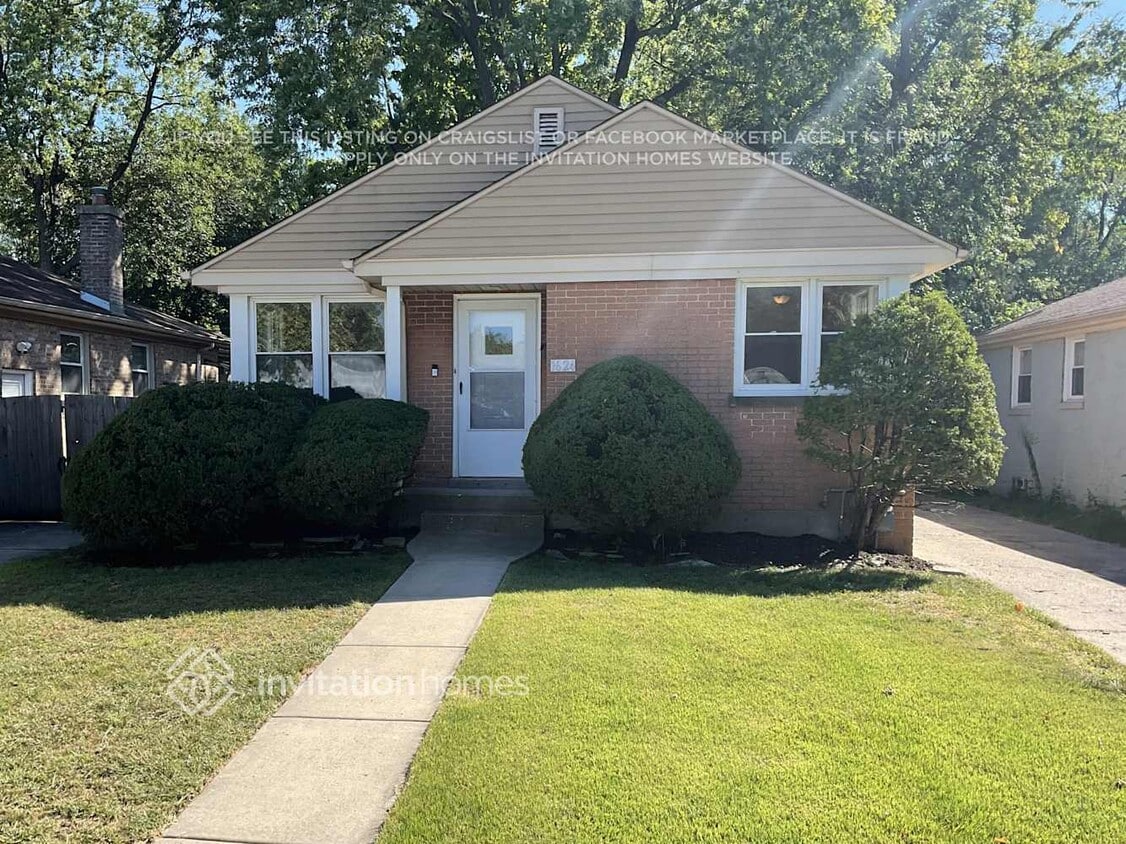 Primary Photo - 1624 Mulford St