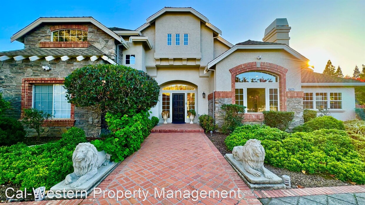 Foto principal - 4 br, 4 bath House - 18775 Saint Marks Avenue
