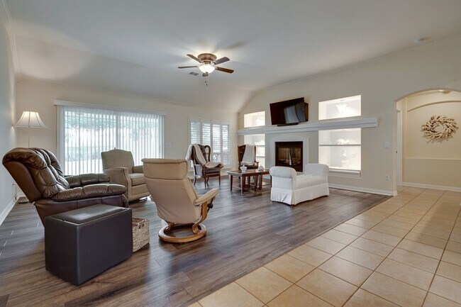Building Photo - 9600 Colbert Cove