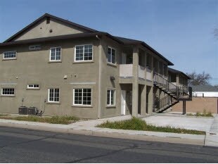 Primary Photo - 921 Featherside Way