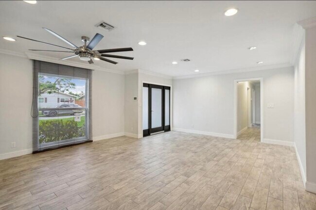 Foto del edificio - 603 SE 7th Ave