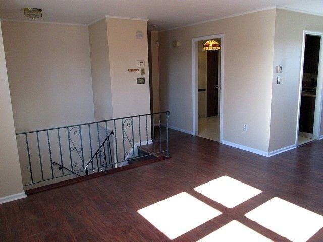 Foto del edificio - 2511 Valley Dr