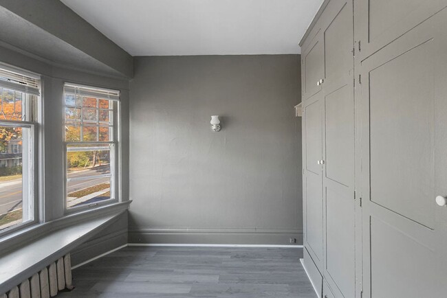 Foto del edificio - 1652 Peck St