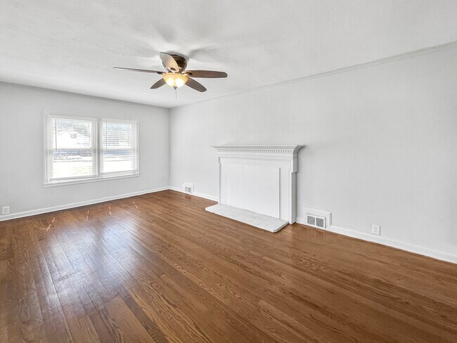 Building Photo - 3846 Blue Ridge Blvd