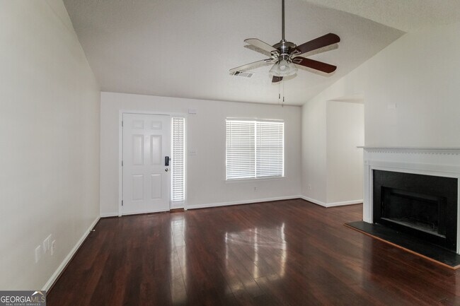Foto del edificio - 4604 Jackam Ridge Ct