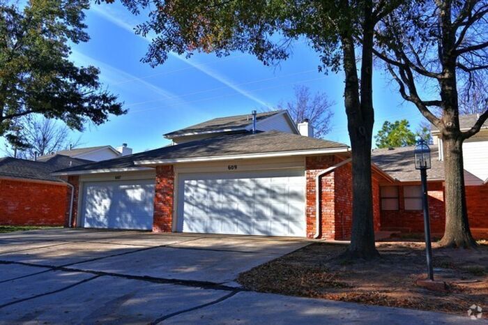 Foto principal - Spacious West Norman 1 Story 3 Bed 2 Bath!!