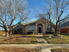 Building Photo - 6352 Rolling Hill Rd