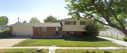 Building Photo - 299 N Highland Dr