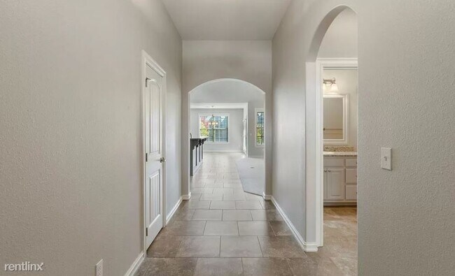 Foto del edificio - 2 br, 2 bath House - 10922 E 83rd St