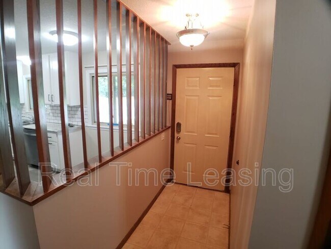Building Photo - 10649 Vessey Rd