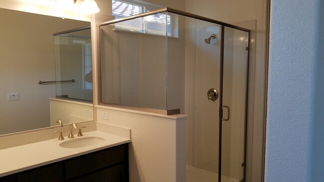 Foto del edificio - 3760 Hovnanian Dr